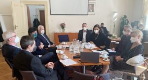 Zástupci vlády, akademické obce a poskytovatelů vědecké podpory